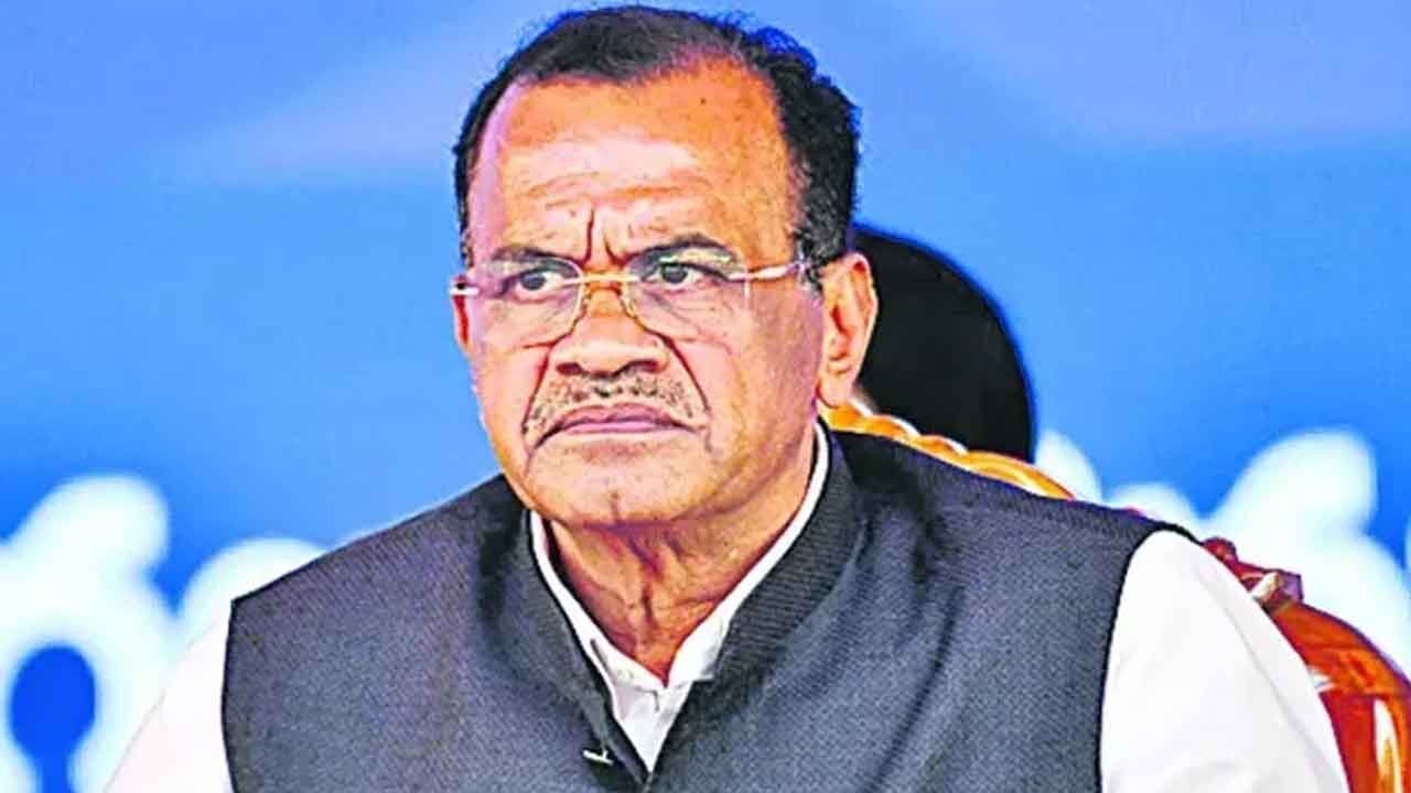 Minister Komatireddy Venkat Reddy assures completion of Uppal elevated corridor by Dussehra