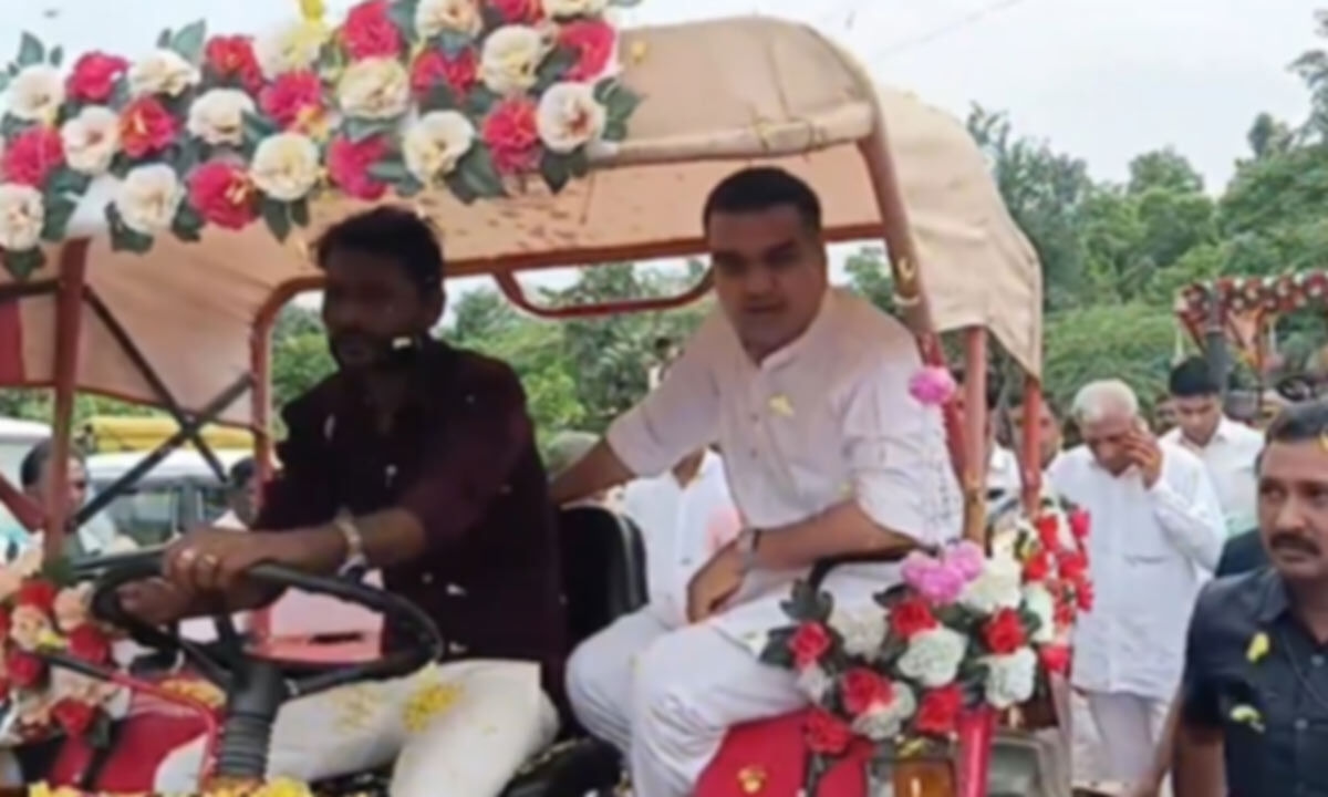 Banaskantha: 12 years exile for 29 tribal families ends, rehabilitated in native village