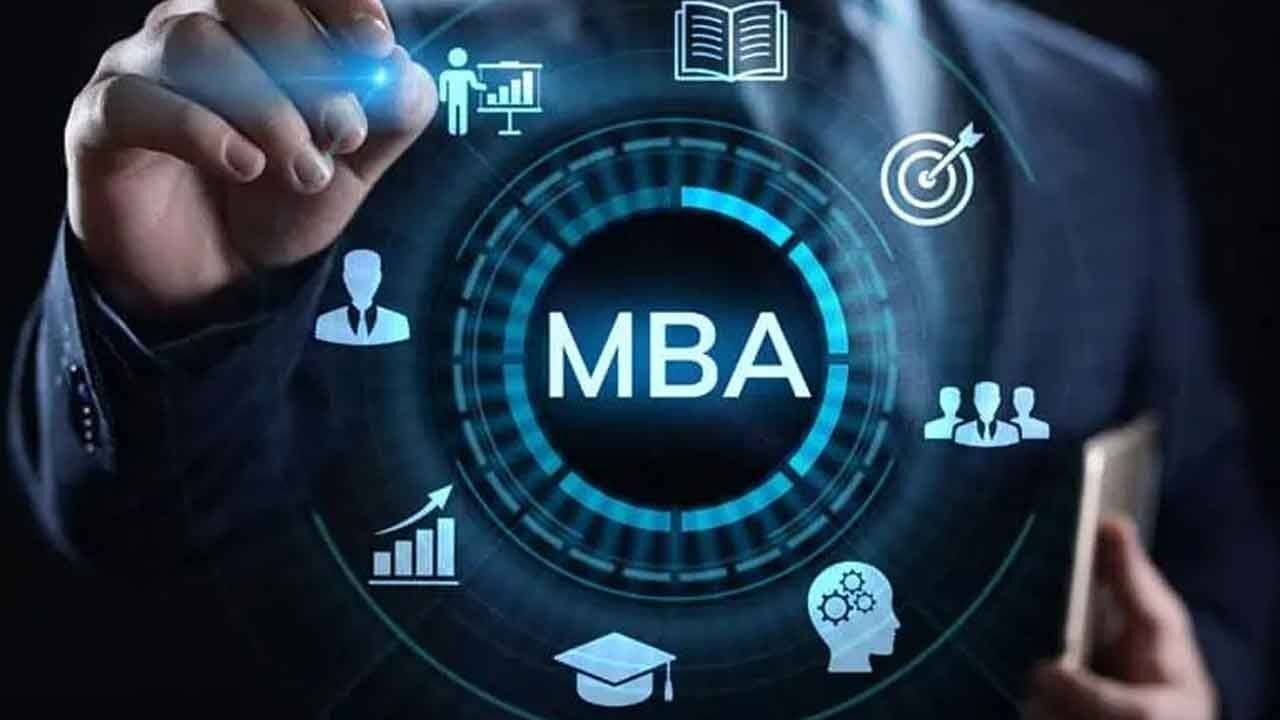How MBA programs can foster career-ready graduates