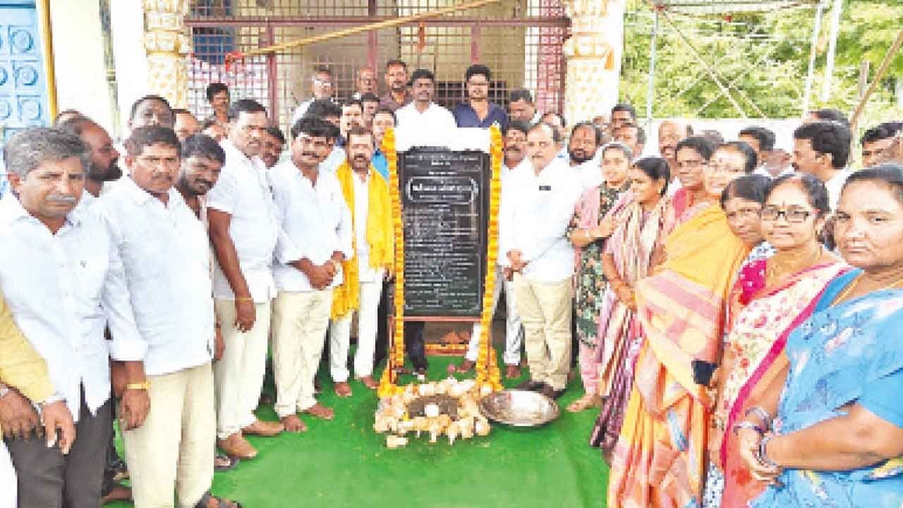 BRS govt did grave injustice to Kazipet: Naini