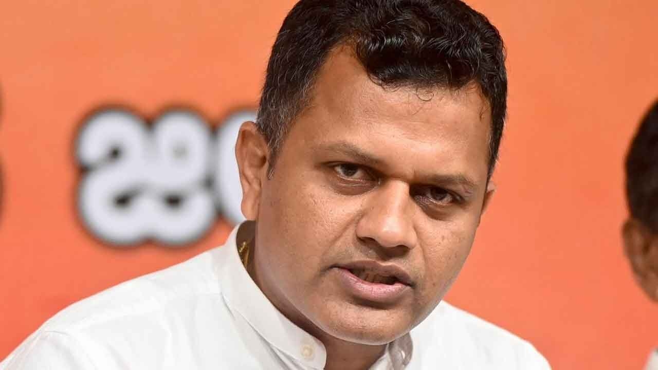 MP blames govt for construction standstill in coast