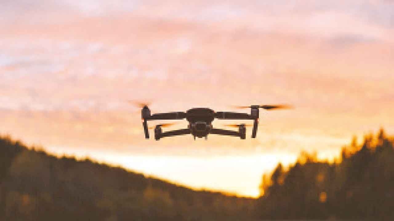 Six Pak drones neutralised; 3 pistols, 1 kg heroin seized