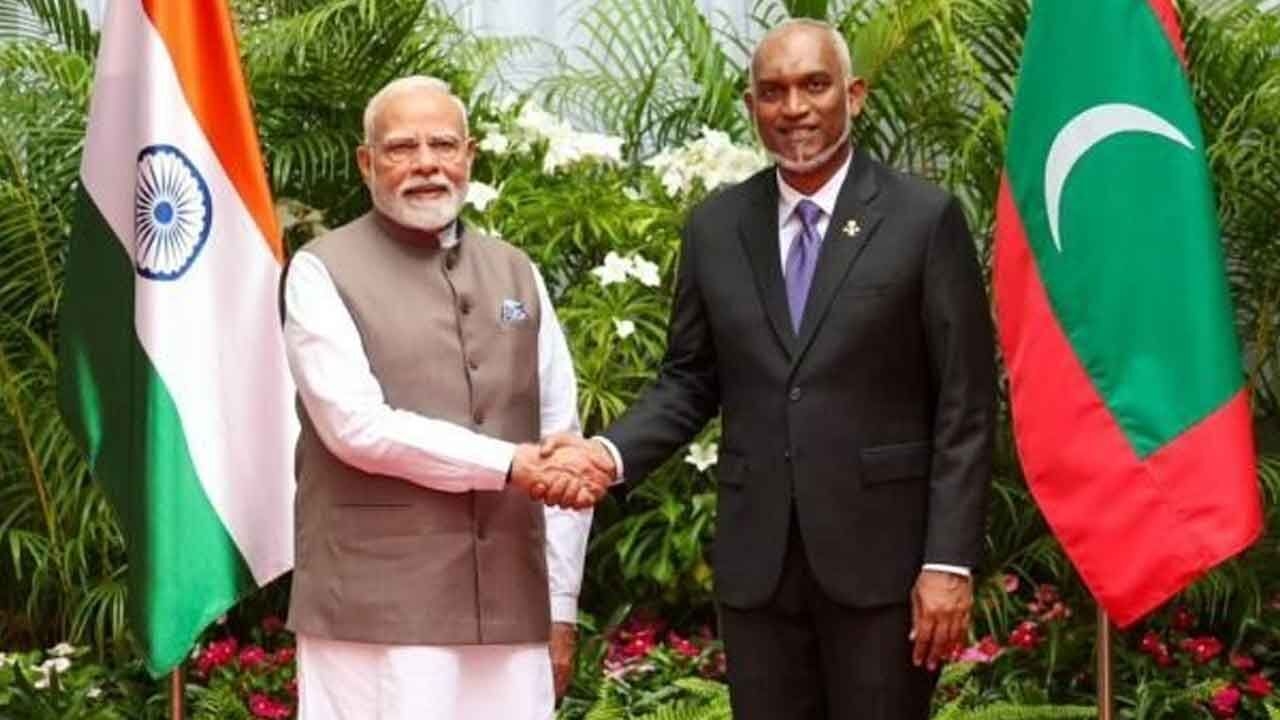 India offers Rs 4,850 cr credit line to Maldives