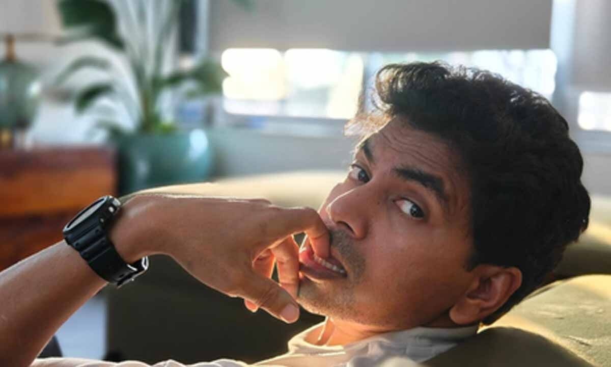 Aditya Kumar calls playing a man from his early 20s to his 70s in ‘Chimni' a challenging opportunity