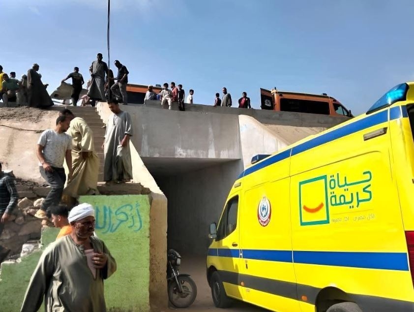 حصيلة حادث الميكروباص والتريلا بأشمون: 18 وفاة و4 مصابين أغلبهم من كفر السنابسة