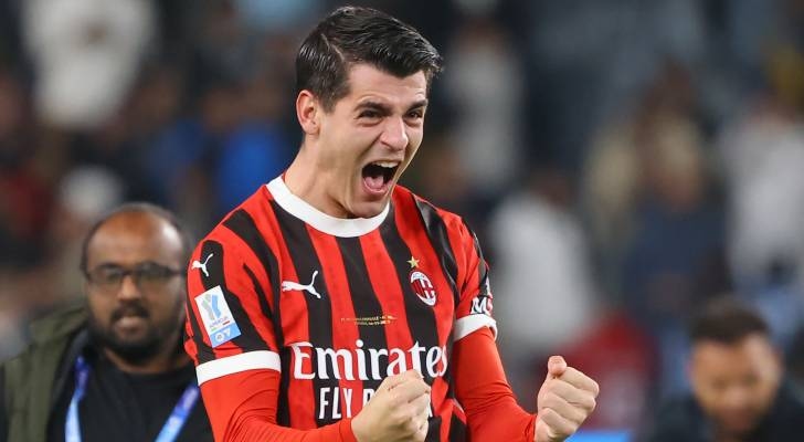 كومو الإيطالي يُقدّم عرضًا رسميًا لميلان لضم موراتا وتشاو بقيمة 40 مليون يورو