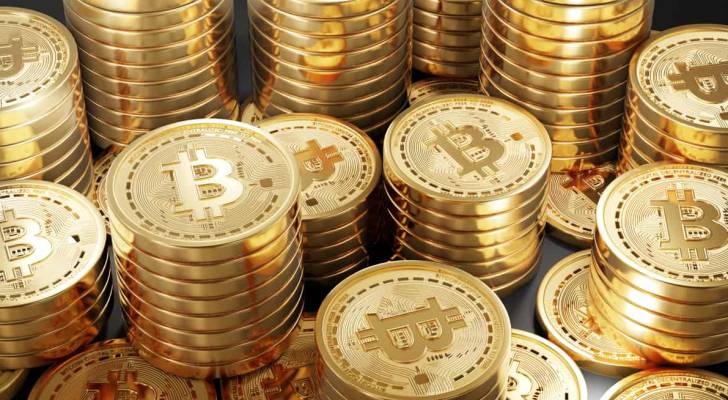 بتكوين تسجل رقما قياسيا جديدا عند 120 ألف دولار