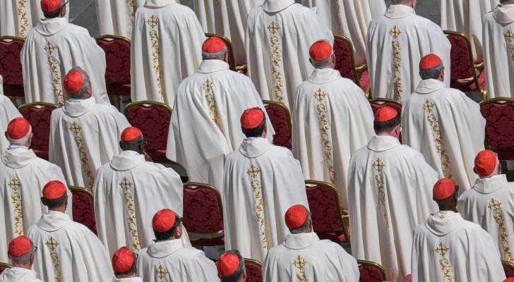 Vatican closes Sistine Chapel in preparation for papal conclave