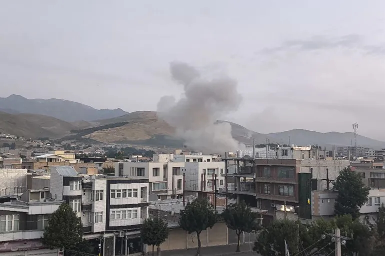 لزرق يجيب.. هل تتحرك واشنطن عبر 'الذراع الإسرائيلية' لإعادة إيران إلى طاولة المفاوضات؟