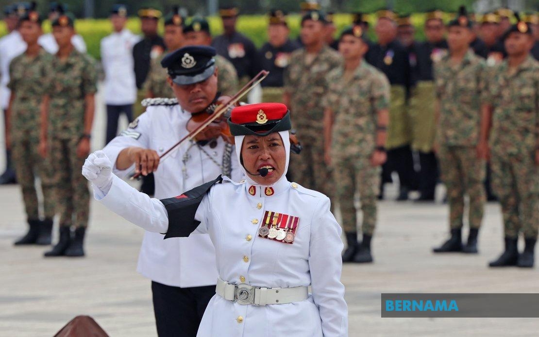 Warriors' Day: 'Darah Yang Terpercik Di Baju' Pays Tribute To Nation's Heroes