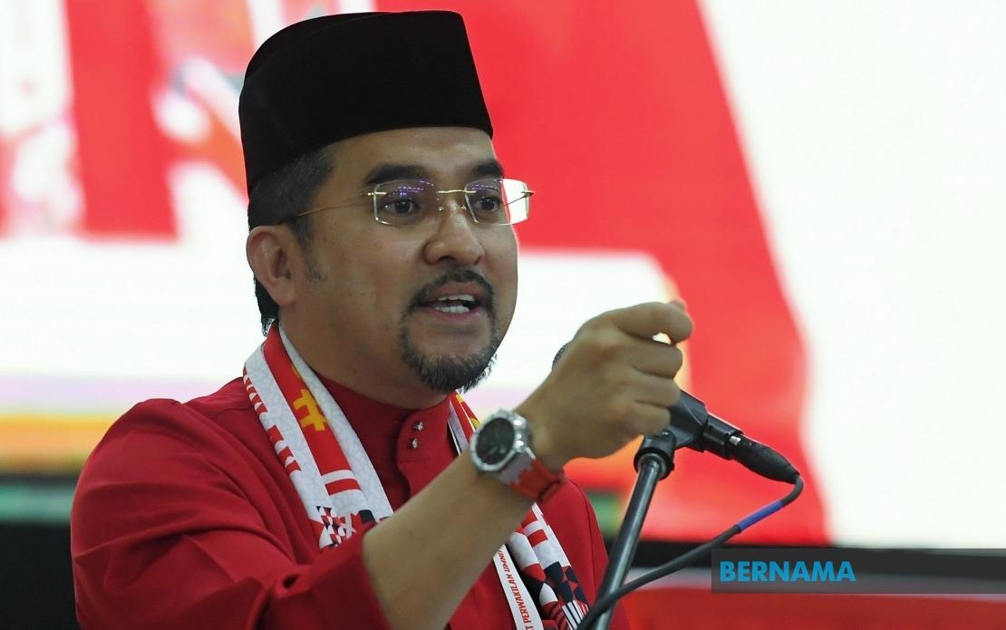 Asyraf Wajdi Urges UMNO To End 'Satay Politics' To Regain Support In GE16