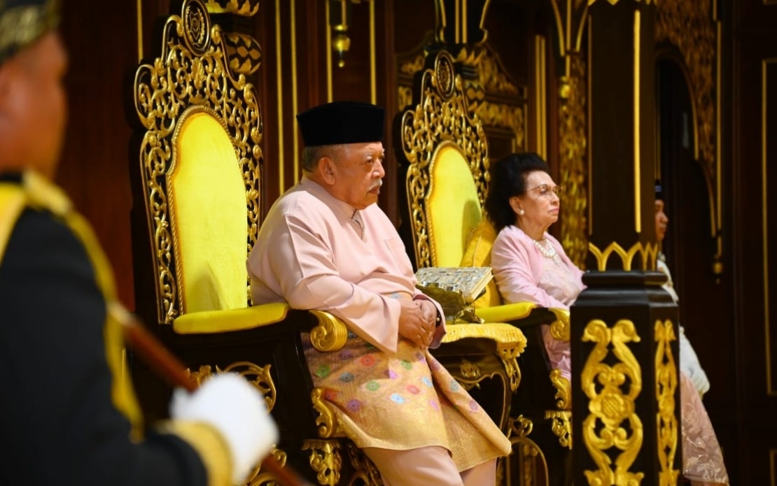 Tuanku Syed Sirajuddin Confers State Honours On 185 Recipients