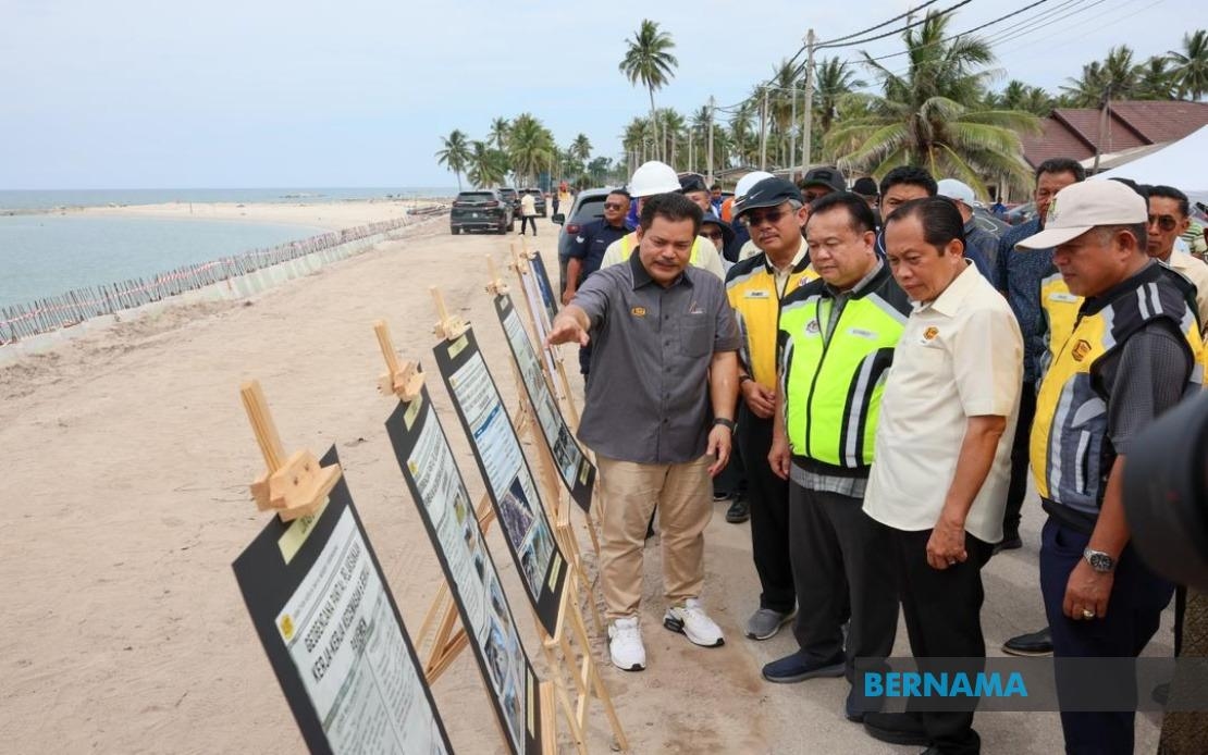 Road Repair, Coastal Reinforcement Work Along Mengabang Telipot-Batu Rakit To Be Completed In October