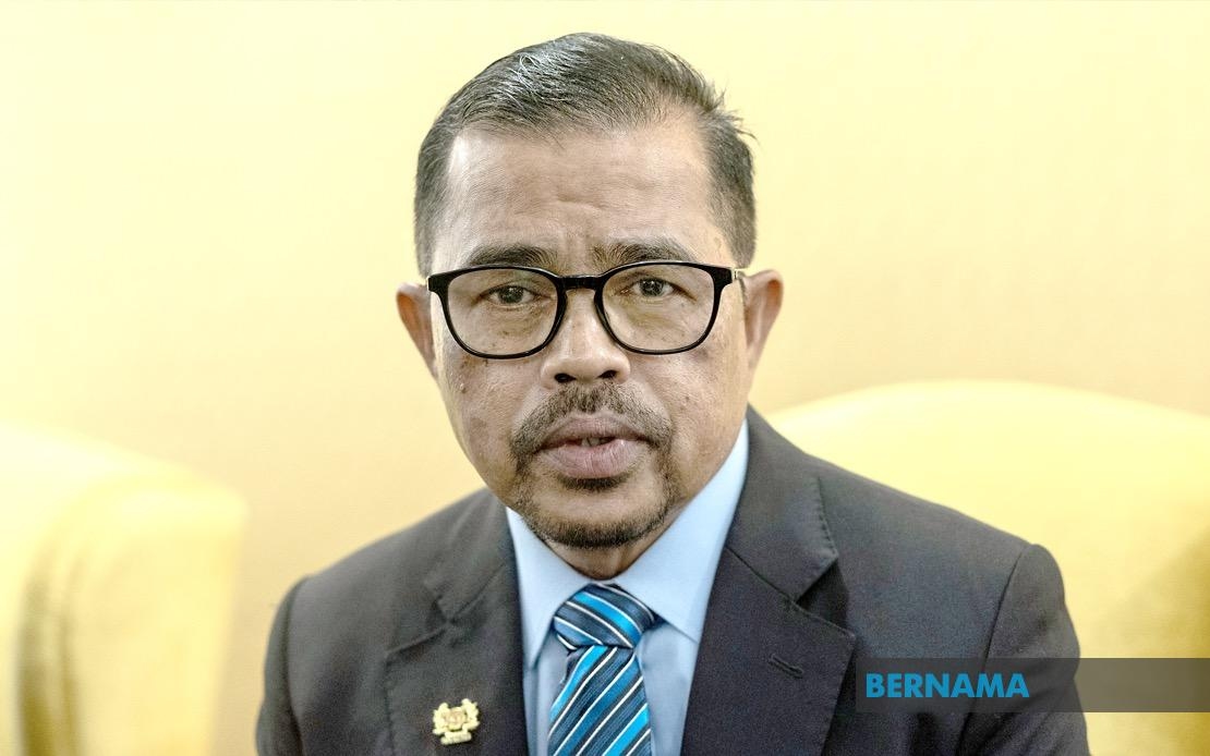Civil Servants Should Remain Neutral, Do Not Participate In Rally
