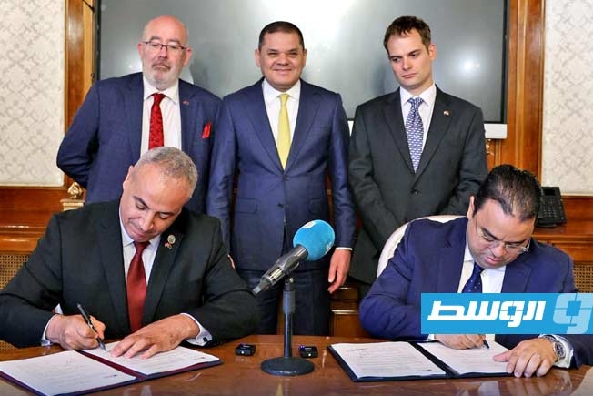 توقيع اتفاقية تنفيذ مبادرة تجويد تعليم اللغة الإنجليزية في ليبيا