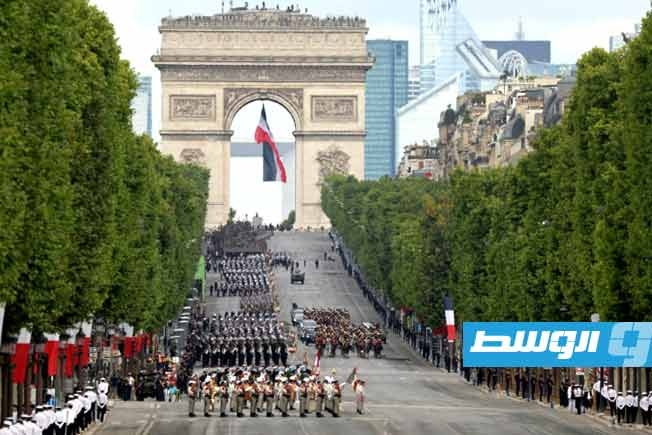 فرنسا تؤكد «الجاهزية القتالية» في احتفالات العيد الوطني