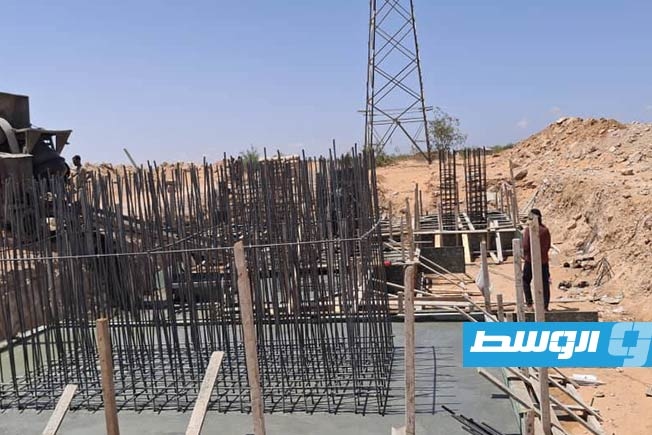 صب القواعد الخرسانية لمشروع محطة كهرباء التسعين في سرت