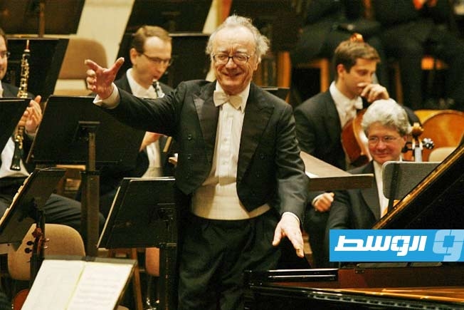 وفاة عازف البيانو النمسوي ألفريد بريندل عن 94 عاما
