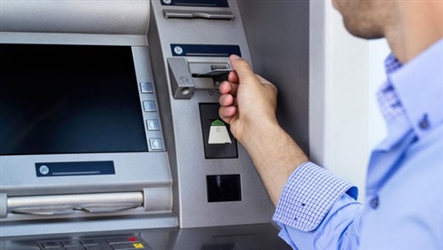 بعد قرار البنك المركزي الجديد.. حدود السحب من البنوك وماكينات الـATM وإنستاباي