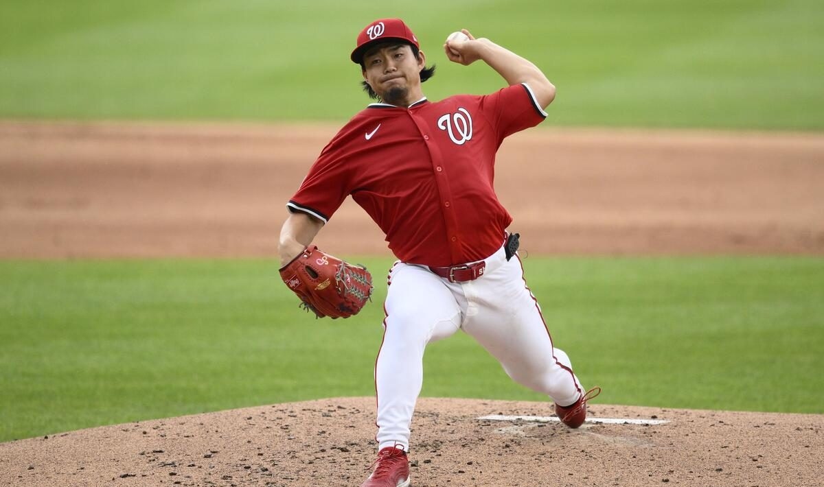 Nationals Pitcher Shinnosuke Ogasawara Makes MLB Debut