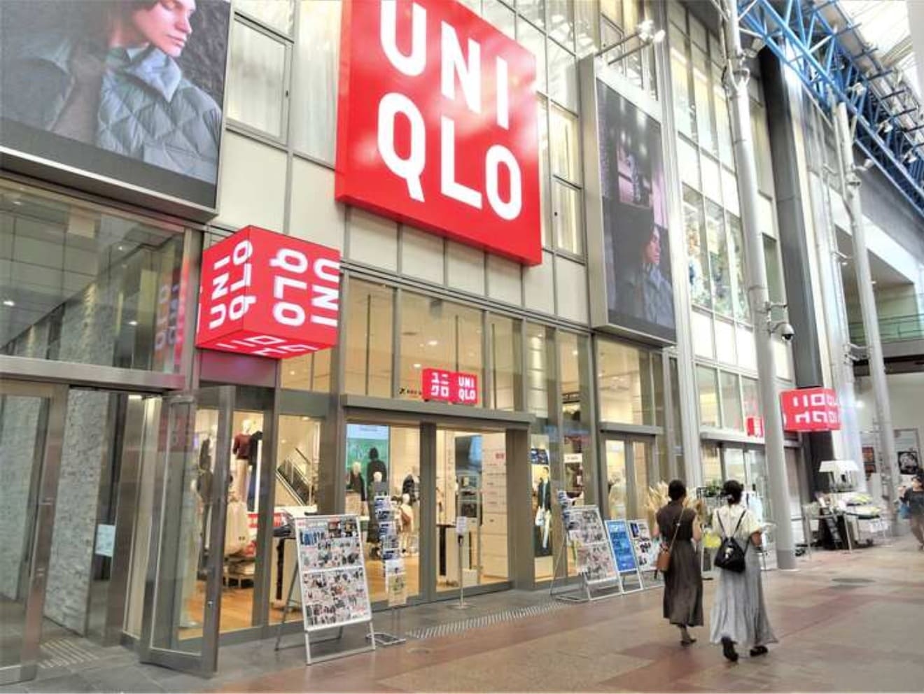 UNIQLO Parent to Sue Shoplifters for Full Compensation