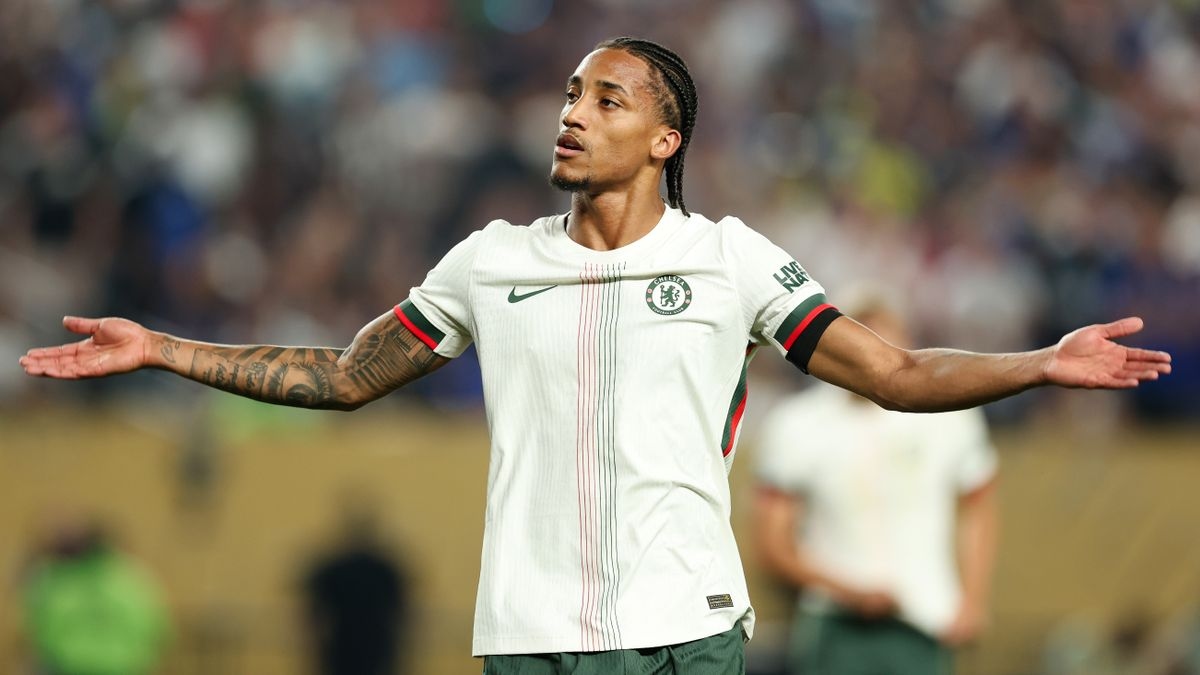 How to watch Chelsea vs Fluminense on DAZN (it's FREE)