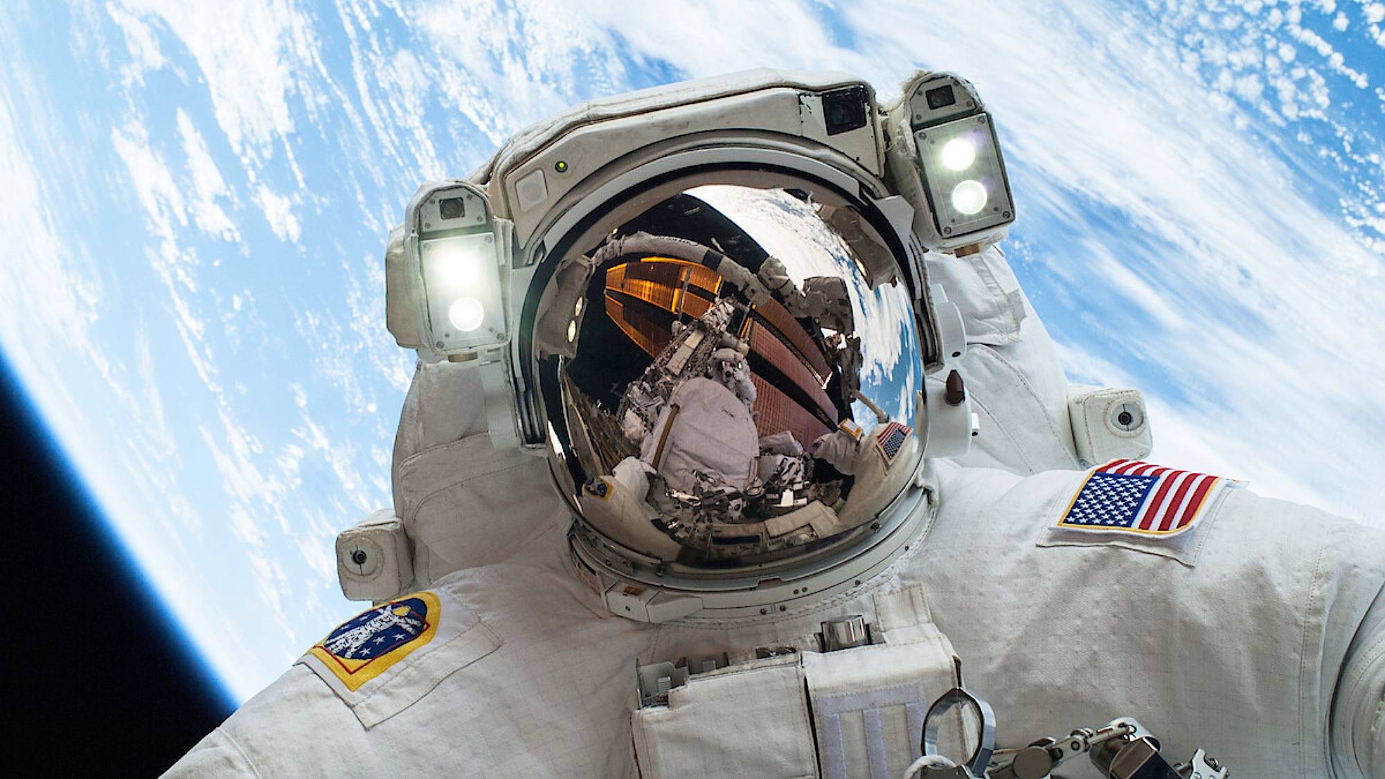 Netflix is adding the NASA channel featuring live space missions — and my inner space nerd has never been happier