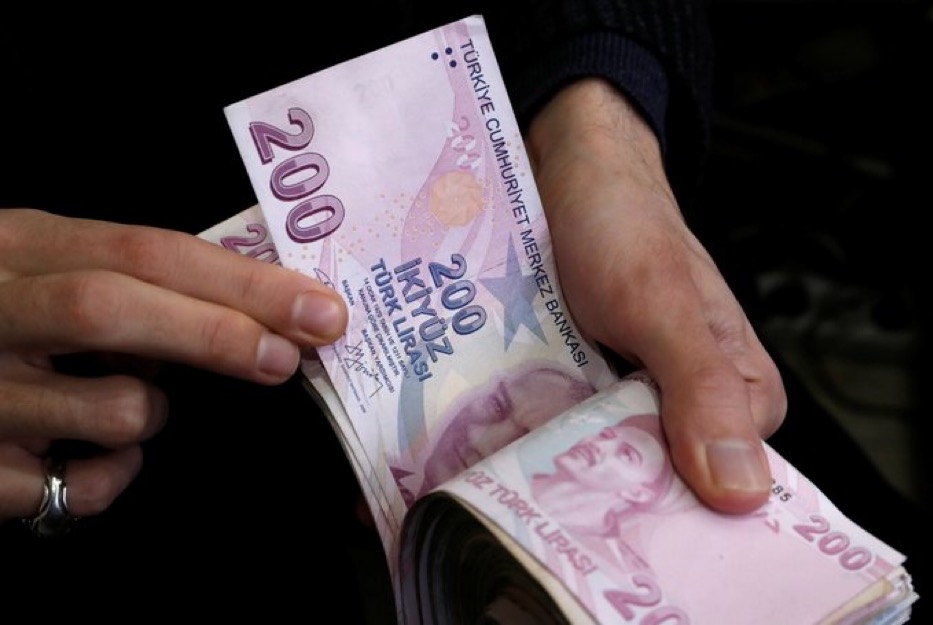 Turkish Lira Hits Record Low Against U.S. Dollar Amid Political Turmoil