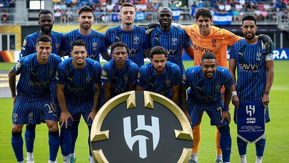 لهذه الأسباب فاز الهلال على مانشستر سيتي