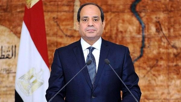 الرئيس السيسي يوجه الحكومة بإغلاق الطريق الإقليمي في مناطق الصيانة