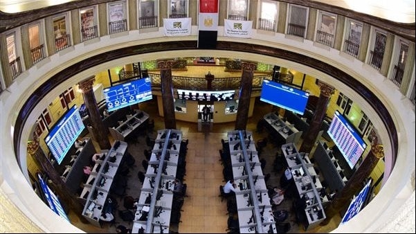 البورصة تراهن على أسهم البنوك والعقارات للتخلص من الموجة الهابطة