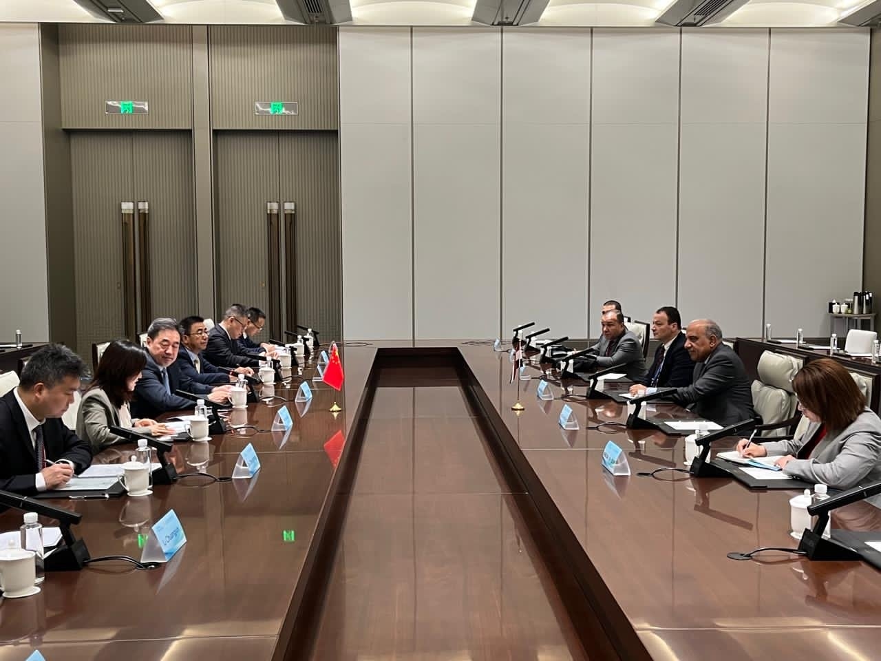 مصر والصين تبحثان زيادة استثمارات بكين ونقل تكنولوجيا الخلايا الشمسية وتربينات الرياح