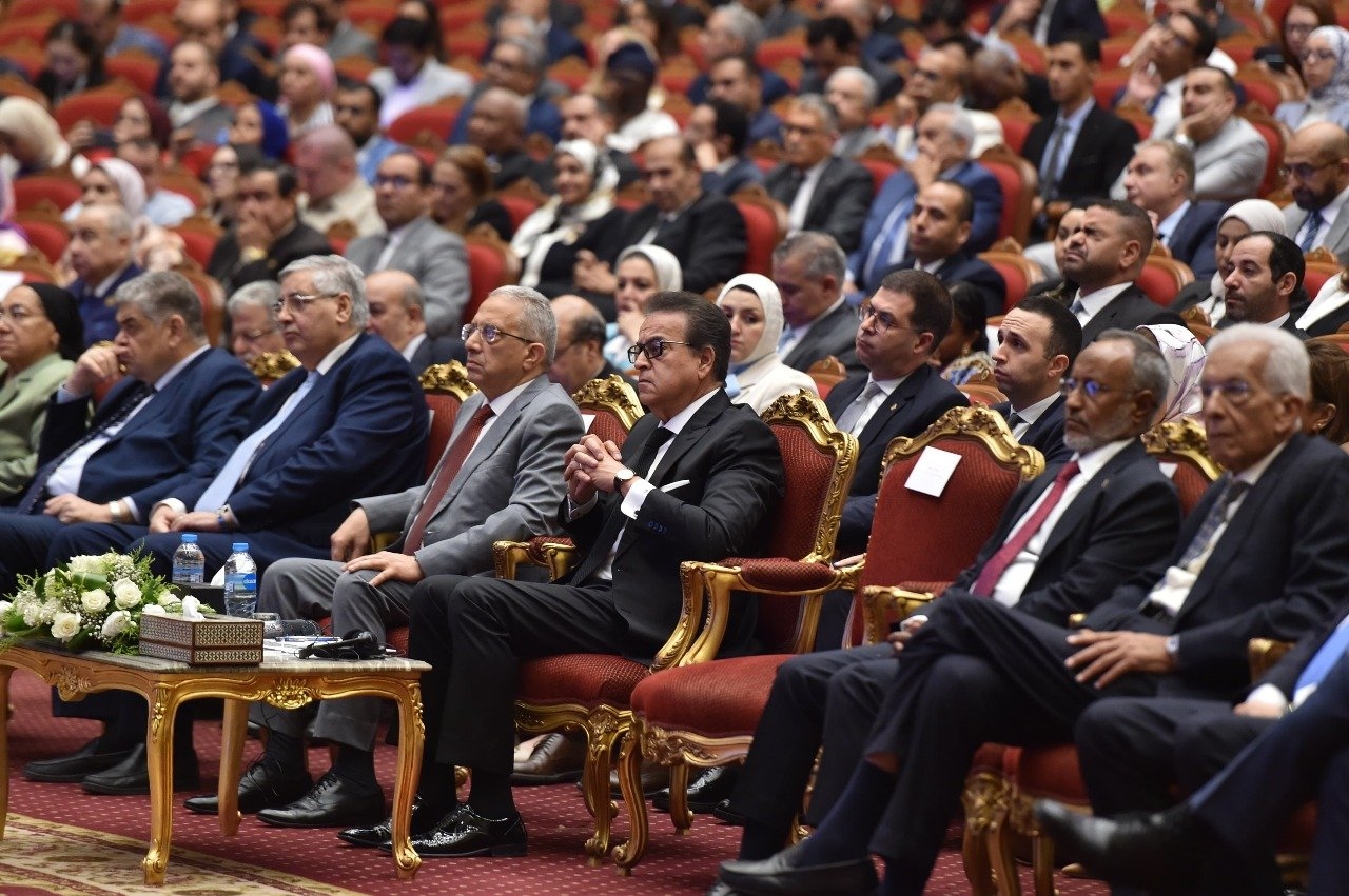 نائب رئيس الوزراء يفتتح المؤتمر والمعرض الطبي الأفريقي «Africa Health ExCon»