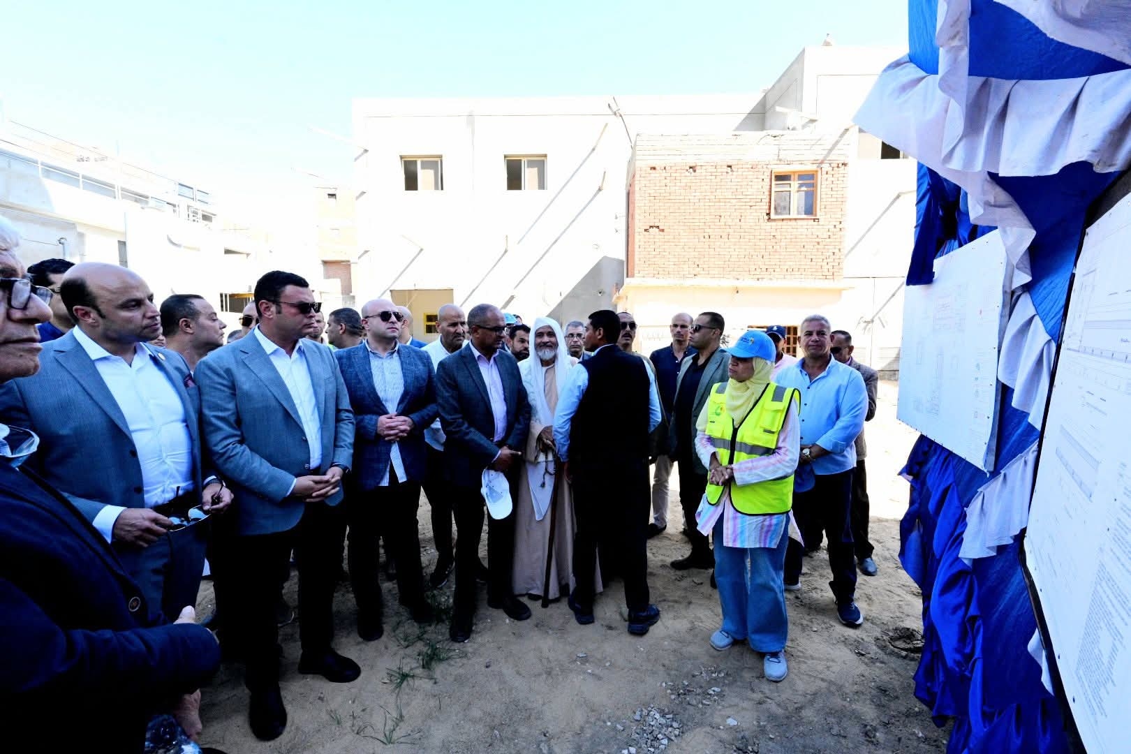 تخدم 35 ألف مستفيد.. وزير الإسكان ومحافظ بني سويف يتفقدان محطة مياه شرب الفقاعي