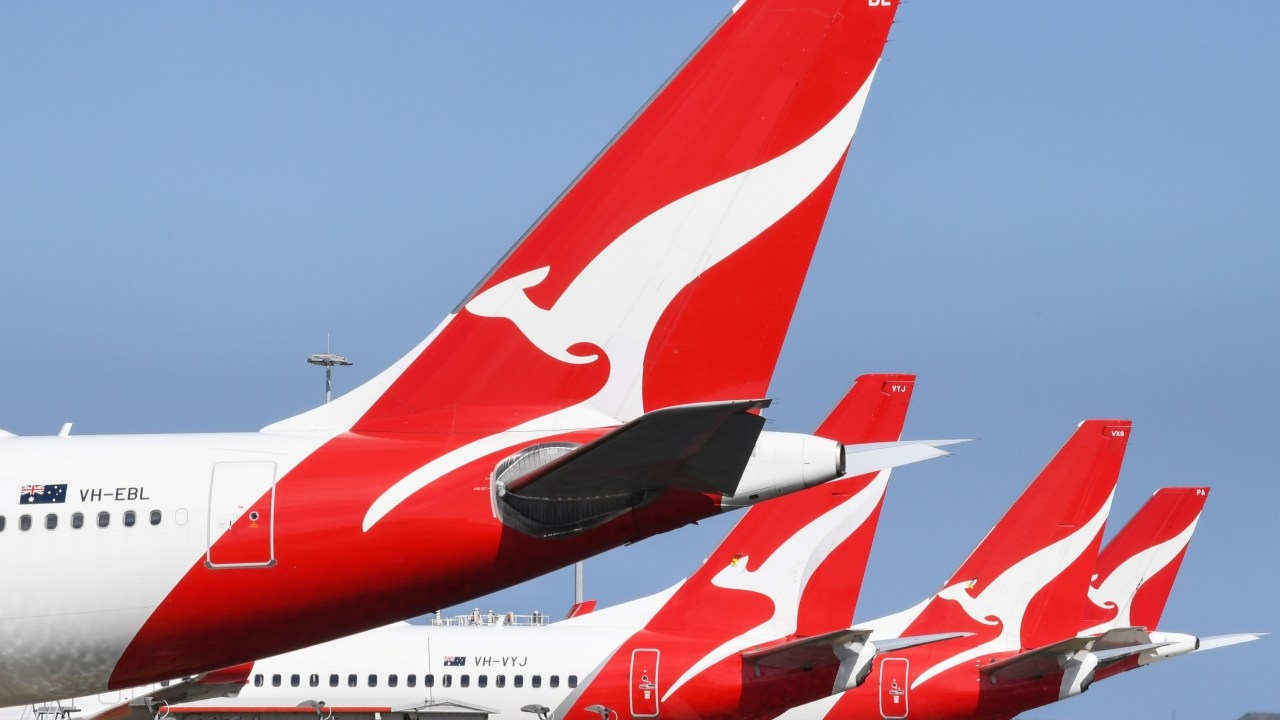 Qantas contacted by ‘potential cybercriminal' week after major breach saw millions of customers' data stolen