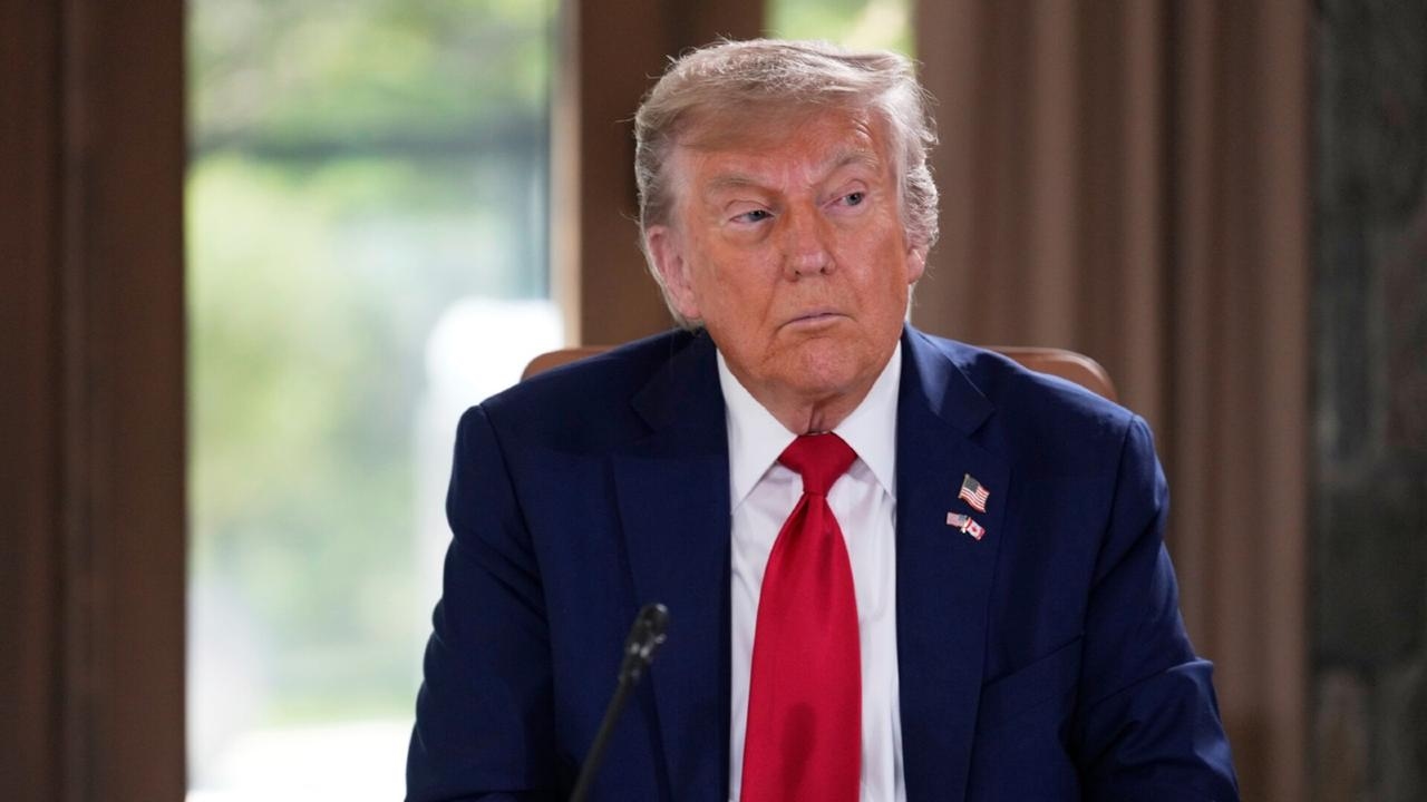 Donald Trump abandons plans to lift sanctions on Iran