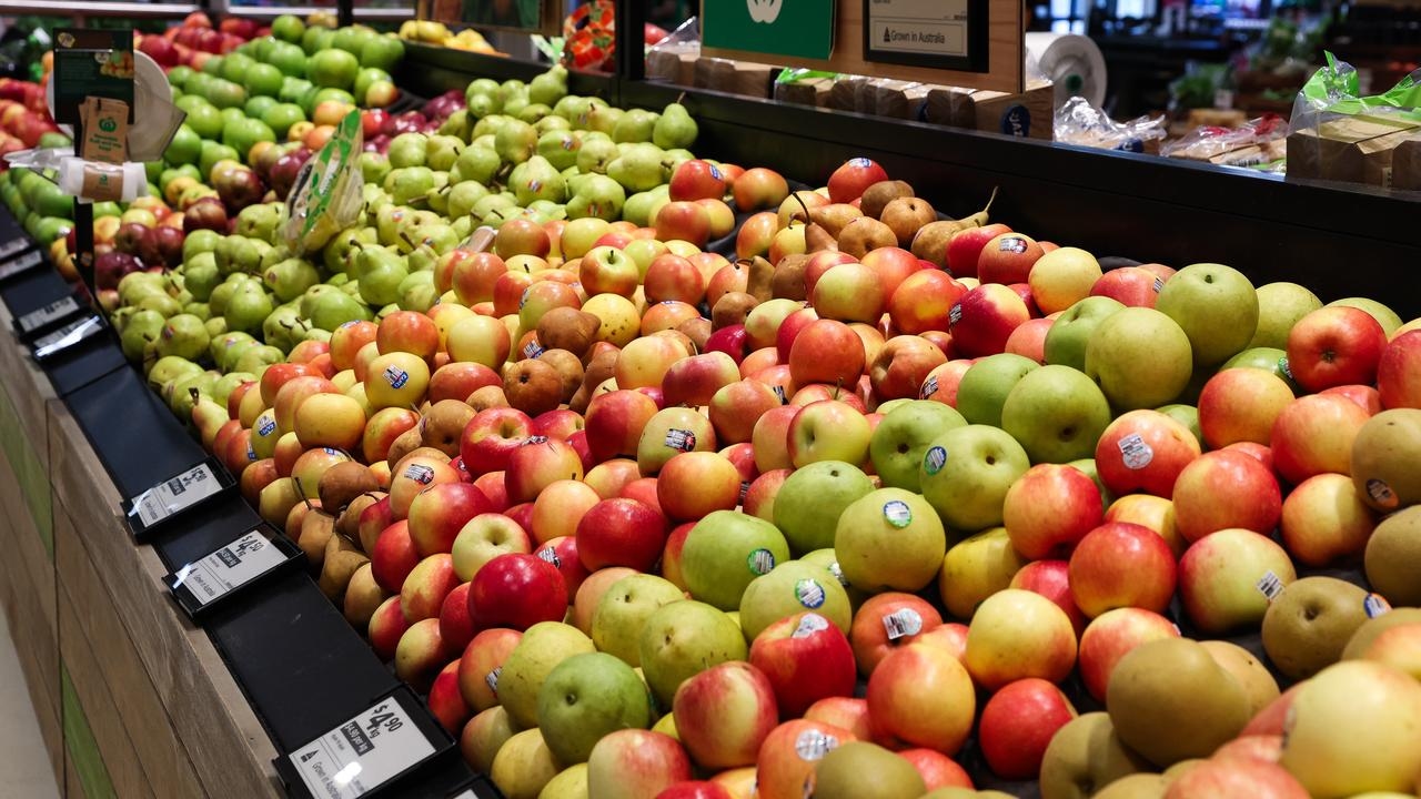 South Australia puts pause on plastic fruit sticker ban after concerns over cost concerns