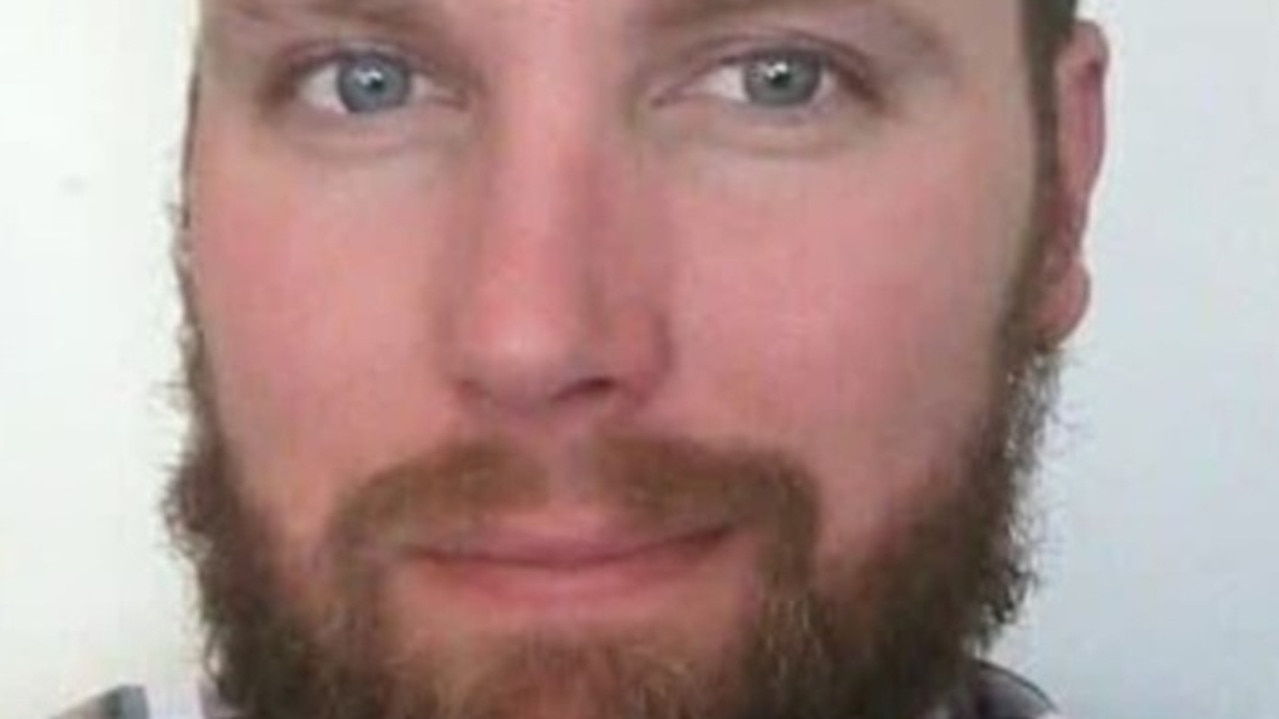 NSW Police call for public help to locate missing South Coast hiker Christopher Moore