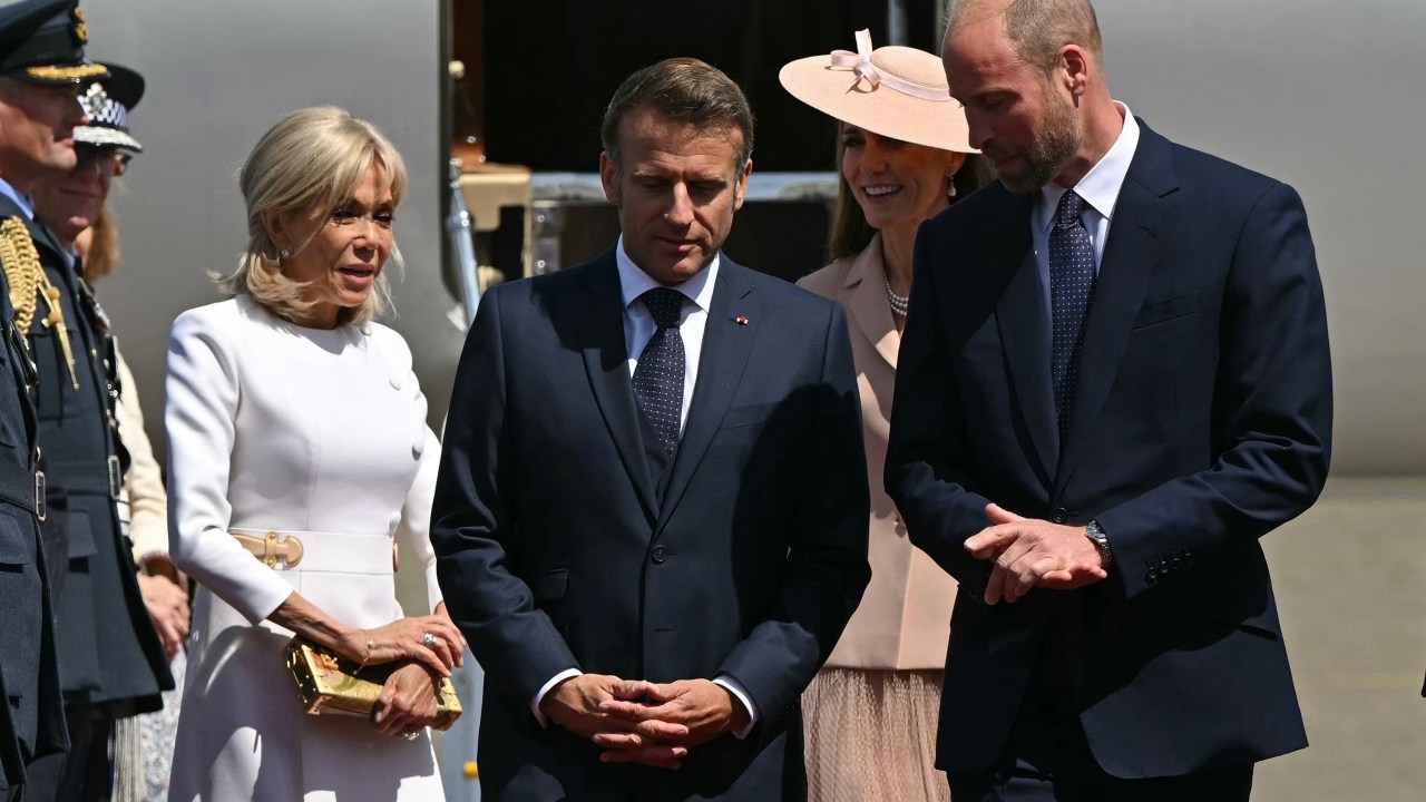 French President Macron publicly snubbed by wife Brigitte less than two months after shoving scuffle
