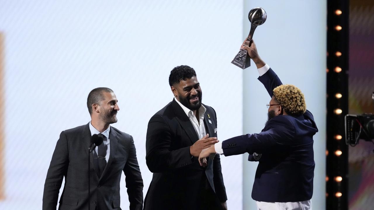 $100m Aussie Jordan Mailata earns eye-popping rating, takes over the ESPYS