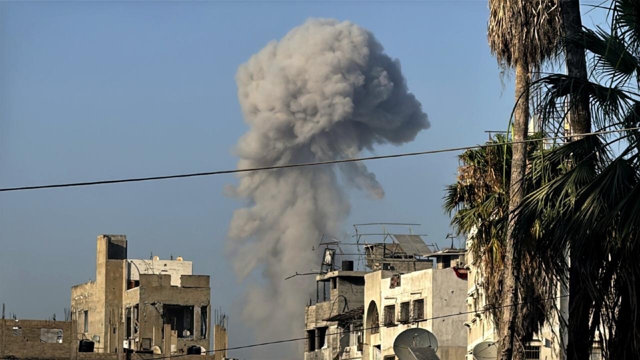 Israeli strikes kill more than 60 people in Gaza
