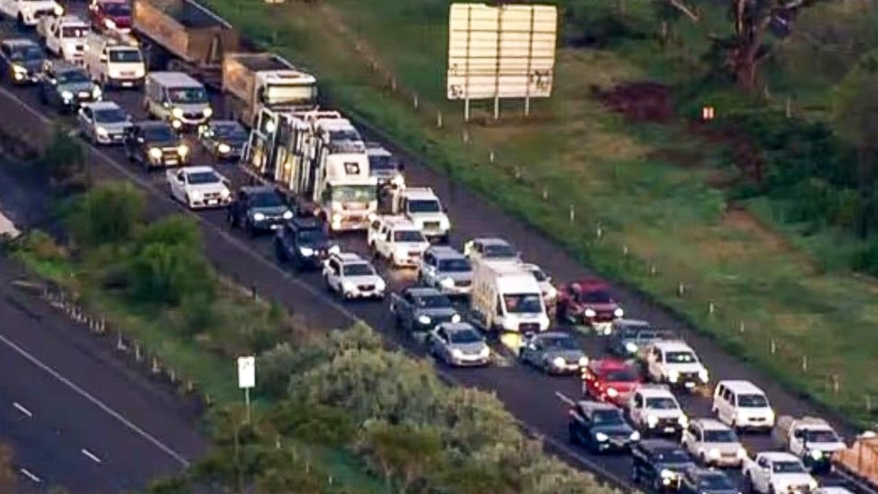 Department of Transport agrees to front up repair costs on vehicles damaged in Princes Fwy traffic chaos