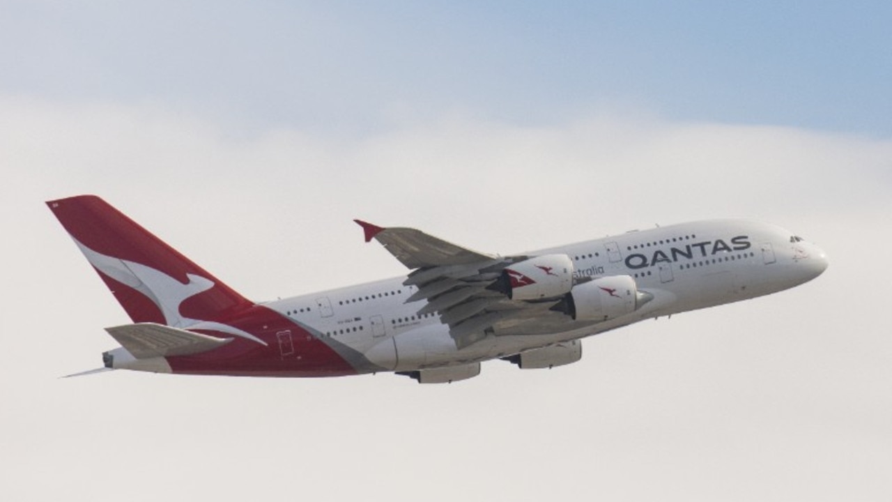 Qantas and Jetstar announce mid year sales