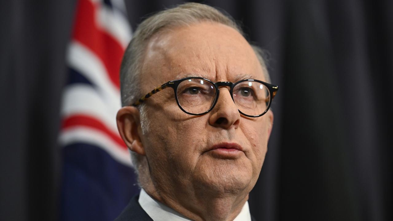 Liberal deputy Ted O'Brien slams Anthony Albanese's response to US, Iran strikes