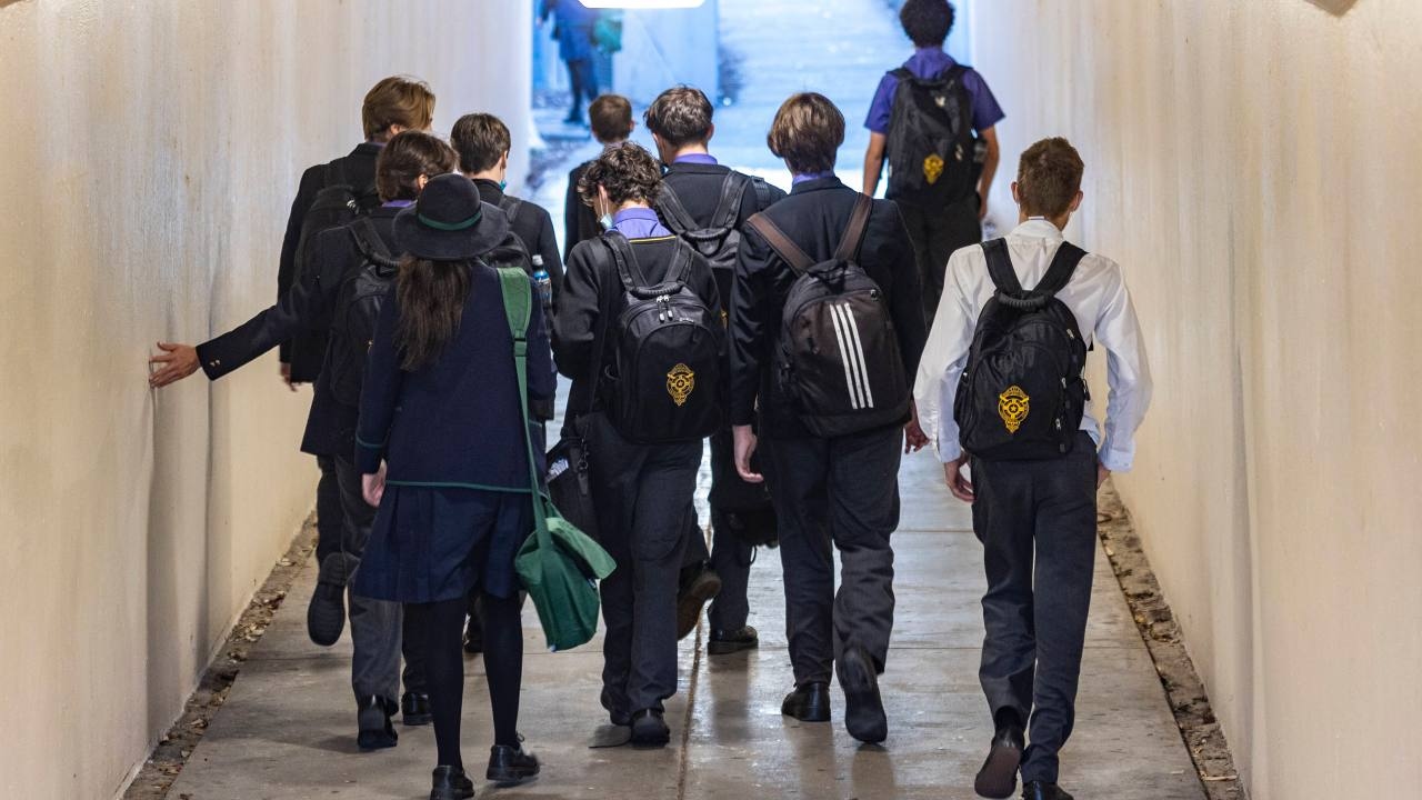 Aussie parents stunned over 'ridiculous' rule allowing schools to deny leave for children to go on holidays