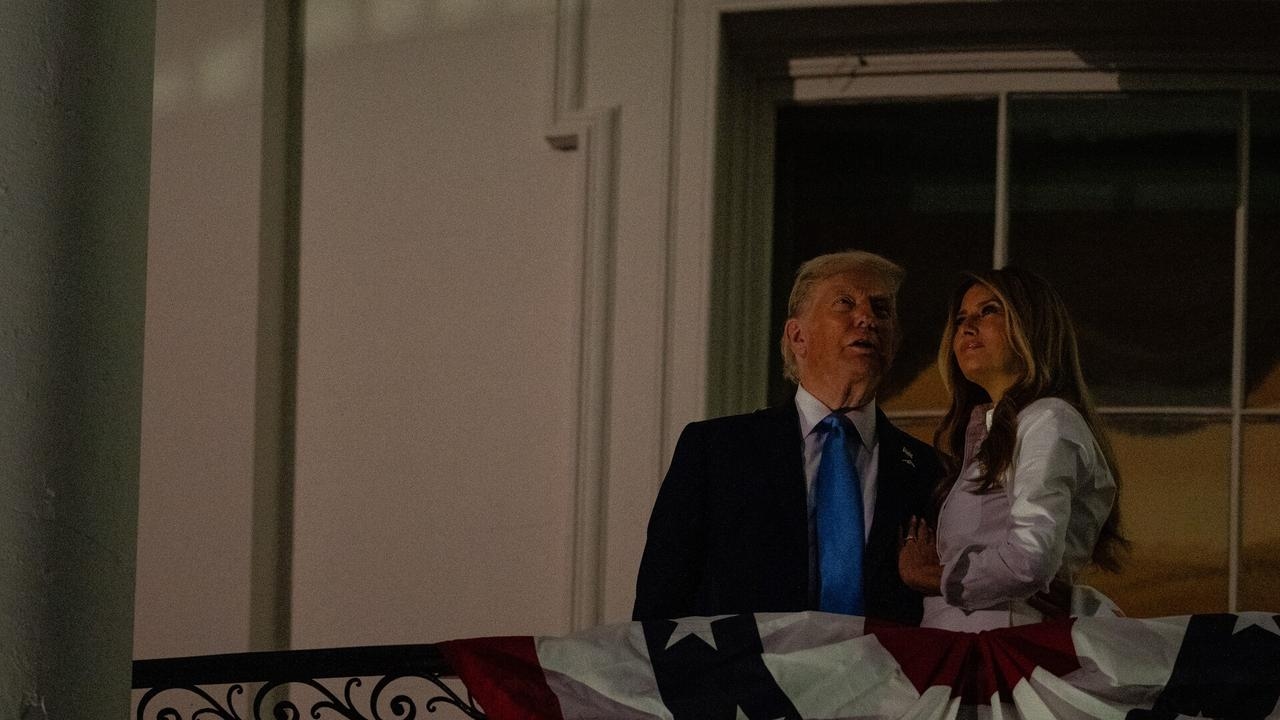 Trump celebrates July 4 weekend with Melania