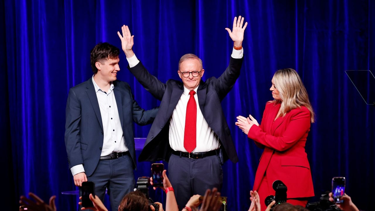 Media Watch Dog laments loss of comedy gold after Q+A axing, while Nine praises Niki Savva despite foreshadowing Albanese election defeat