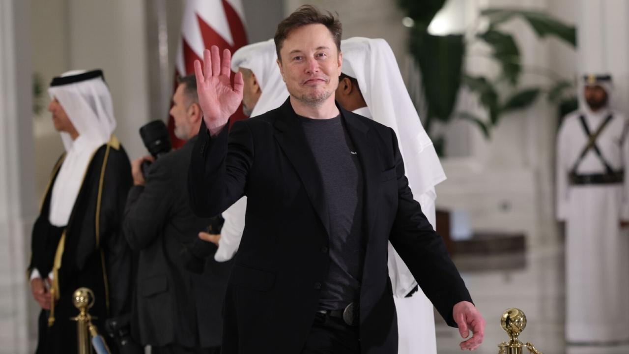 ‘You don't laugh about it': People ‘shouldn't be dismissive' of Elon Musk's new party threat