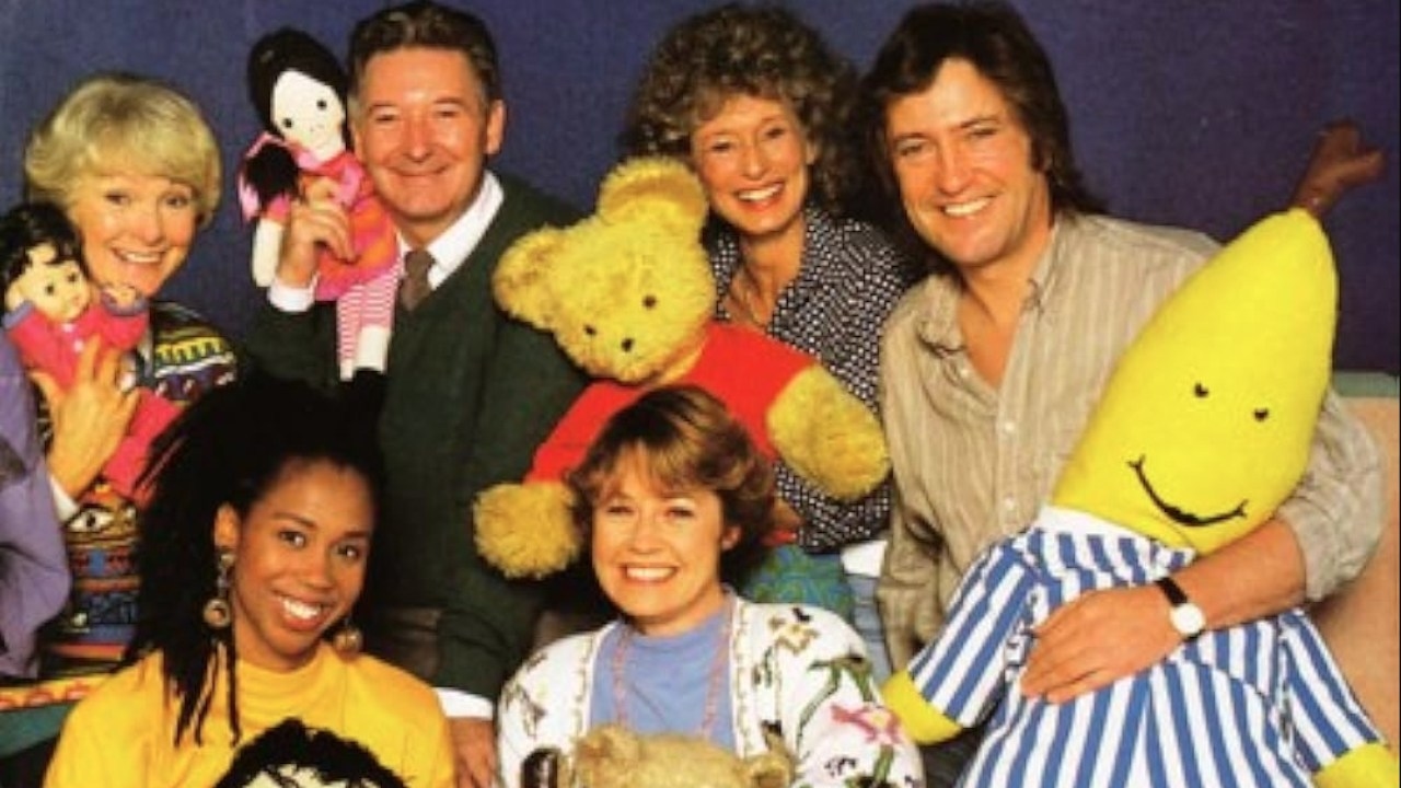 'A stalwart of stage and screen': Beloved Play School presenter and Australian actor Donald Macdonald dies after cancer battle