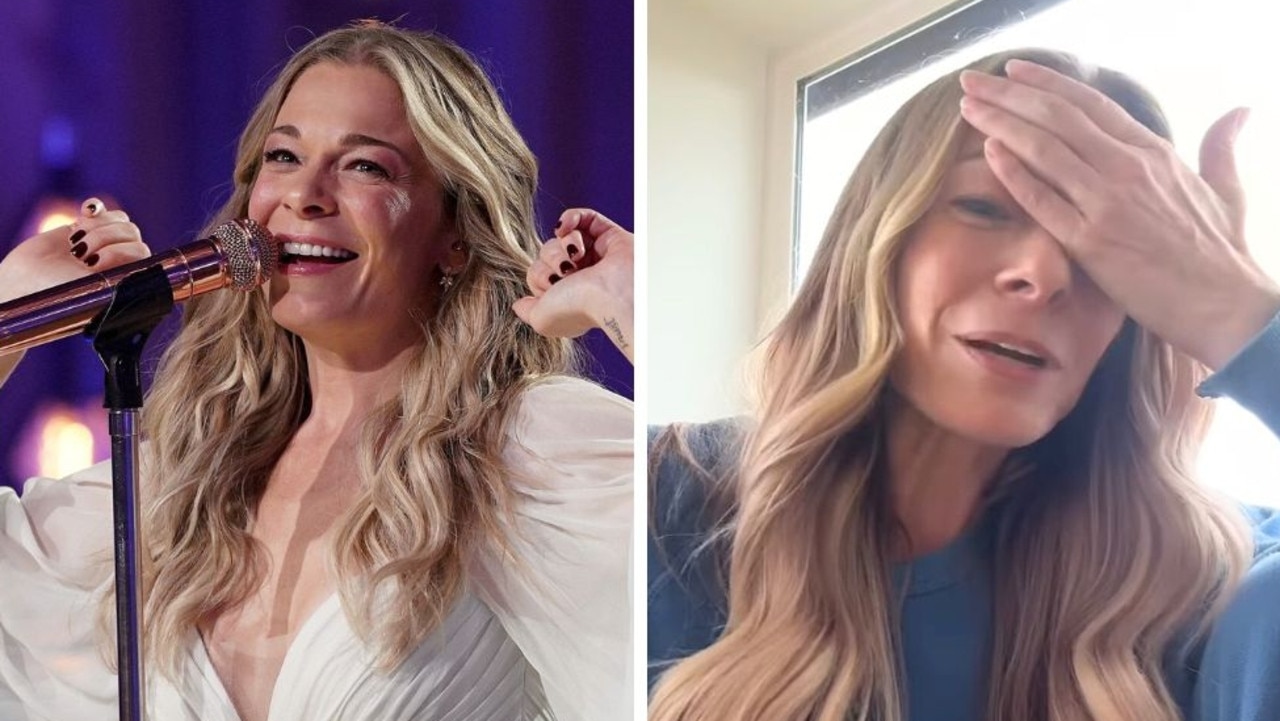 Country music star LeAnn Rimes runs off stage after teeth fall out mid-concert